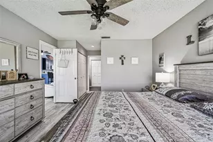 4210 Caddie Dr E, Bradenton, FL 34203 - Photo 23