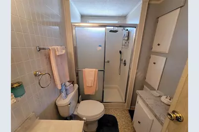 39438 Rockford Avenue, Zephyrhills, FL 33542 - Photo 13