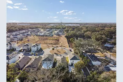 5221 Hillside Meadow Place, Tampa, FL 33610 - Photo 39