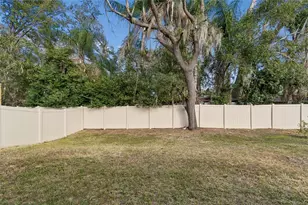 5221 Hillside Mdw Pl, Tampa, FL 33610 - Photo 35