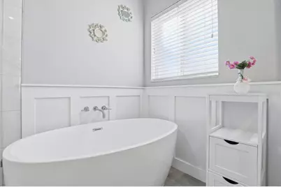 4617 Whispering Park Lane, Tampa, FL 33614 - Photo 37