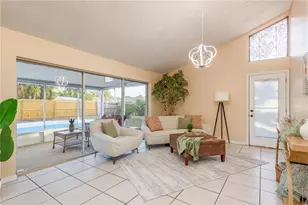 2541 60th Ave S, Saint Petersburg, FL 33712 - Photo 7