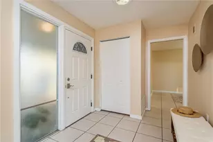 2541 60th Ave S, Saint Petersburg, FL 33712 - Photo 5