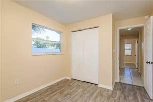 2541 60th Ave S, Saint Petersburg, FL 33712 - Photo 21