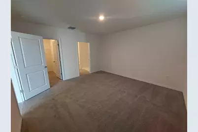 35735 Sunflower Hill Drive, Zephyrhills, FL 33541 - Photo 9