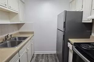 2366 Shelley St, Clearwater, FL 33765 - Photo 9