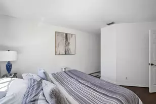 2314 S Clewis Ct, Tampa, FL 33629 - Photo 11