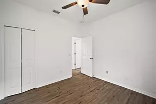 401 Grassy Key Way, Groveland, FL 34736 - Photo 7