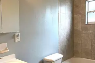 9502 N 11th St, Tampa, FL 33612 - Photo 7