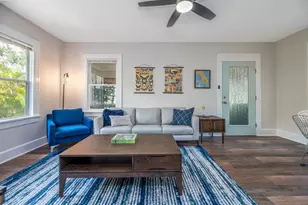 945 13th St N, Saint Petersburg, FL 33705 - Photo 5