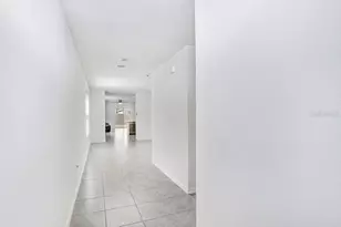 3422 Shady Sunrise Loop, Plant City, FL 33565 - Photo 3