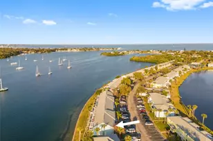 125 Pompano Dr SE, Saint Petersburg, FL 33705 - Photo 3