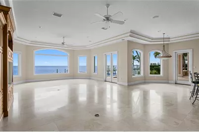 1737 Brightwaters Boulevard NE, Saint Petersburg, FL 33704 - Photo 9