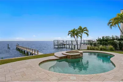 1737 Brightwaters Boulevard NE, Saint Petersburg, FL 33704 - Photo 7