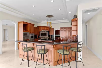 1737 Brightwaters Boulevard NE, Saint Petersburg, FL 33704 - Photo 23