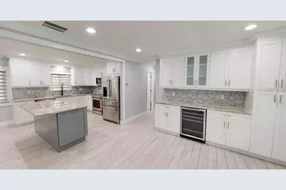 9016 Hogans Bend, Tampa, FL 33647 - Photo 3