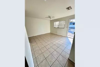 9601 N 10th Street #A, Tampa, FL 33612 - Photo 5