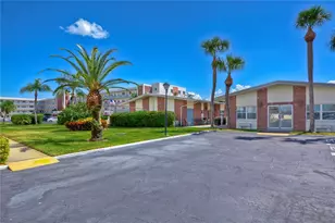 5575 Gulf Blvd, Saint Pete Beach, FL 33706 - Photo 27