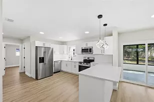 5550 5th Way S, Saint Petersburg, FL 33705 - Photo 3