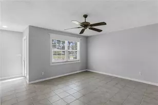 1012 78th St NW, Bradenton, FL 34209 - Photo 3