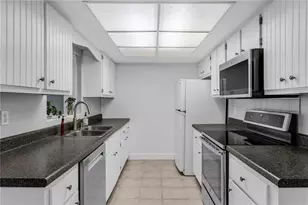 1012 78th St NW, Bradenton, FL 34209 - Photo 7
