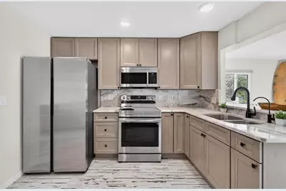 14198 89th Avenue, Seminole, FL 33776 - Photo 7