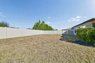 15709 Demory Point Pl, Sun City Center, FL 33573 - Photo 23