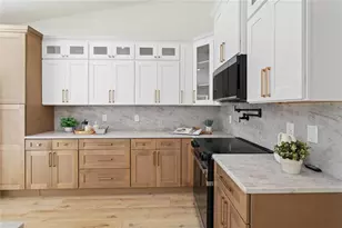 346 Carson Ln, Palm Harbor, FL 34684 - Photo 11