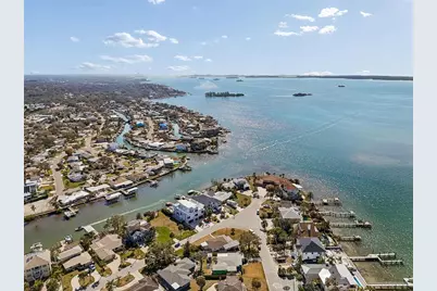 2427 Baywood Drive W, Dunedin, FL 34698 - Photo 69