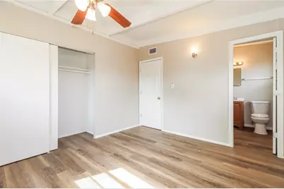 1332 Warrington Way, Tampa, FL 33619 - Photo 11