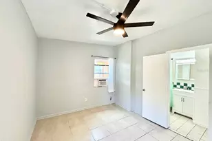 5209 10th Ave S, Gulfport, FL 33707 - Photo 17