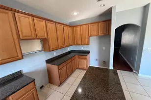 11642 Addison Chase Dr, Riverview, FL 33579 - Photo 5