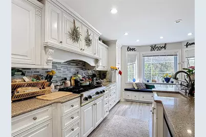 16200 Forest Oaks Drive, Fort Myers, FL 33908 - Photo 25