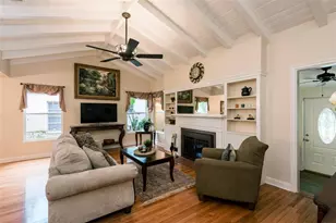 135 17th Ave N, Saint Petersburg, FL 33704 - Photo 5