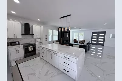 7403 Edgemere Road, Tampa, FL 33625 - Photo 11