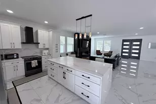 7403 Edgemere Rd, Tampa, FL 33625 - Photo 11