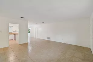 7232 Dianne Dr, New Port Richey, FL 34652 - Photo 9