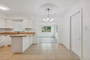 7232 Dianne Dr, New Port Richey, FL 34652 - Photo 11