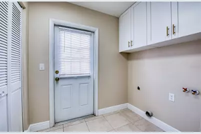 4017 Braesgate Lane, Tampa, FL 33624 - Photo 19