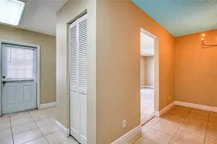 4017 Braesgate Ln, Tampa, FL 33624 - Photo 17