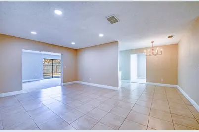 4017 Braesgate Lane, Tampa, FL 33624 - Photo 23