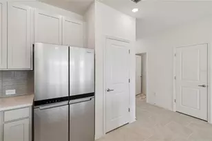 6406 Jensen Vw Ave, Apollo Beach, FL 33572 - Photo 7