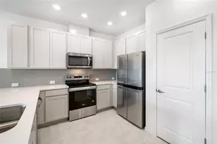 6406 Jensen Vw Ave, Apollo Beach, FL 33572 - Photo 5