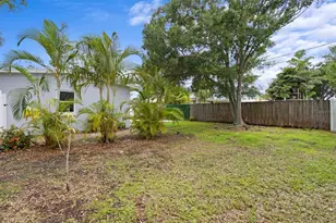 4300 Maple St NE, Saint Petersburg, FL 33703 - Photo 29