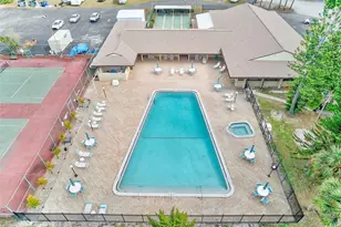 1207 13th Cir SE, Largo, FL 33771 - Photo 7