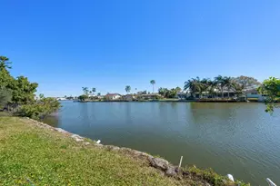 4120 Sunray Dr, Holiday, FL 34691 - Photo 13