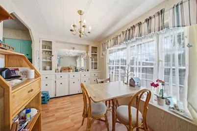 38553 Stafford Drive, Zephyrhills, FL 33540 - Photo 3