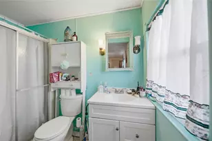 38553 Stafford Dr, Zephyrhills, FL 33540 - Photo 7