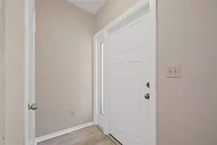 412 Berwick Ave, Temple Terrace, FL 33617 - Photo 27