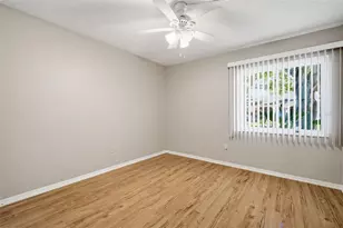 2101 Hailstone Cir, Sun City Center, FL 33573 - Photo 25